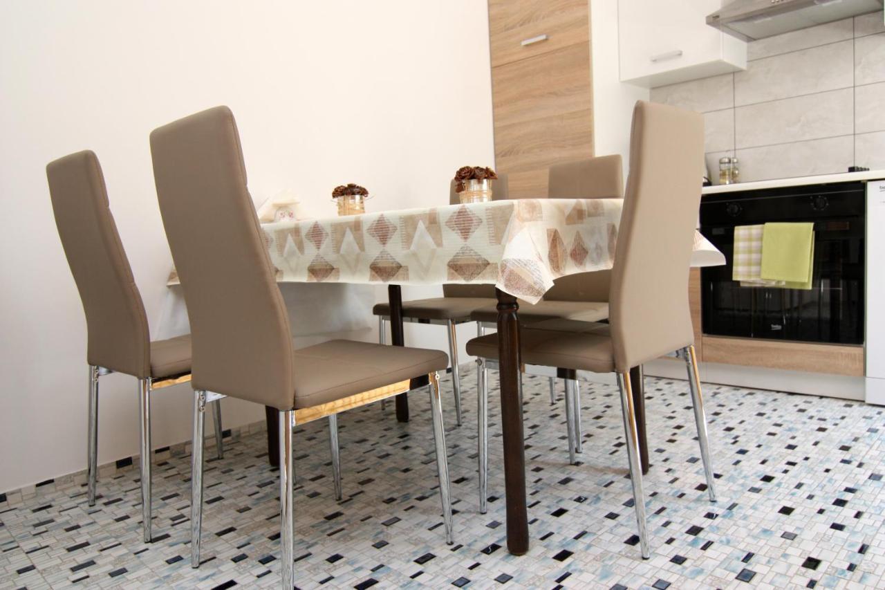Holiday House Palma Добринь Экстерьер фото
